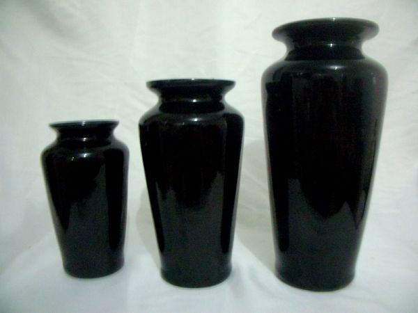 Conjunto com 3 jarros decorativos sem tampa preto