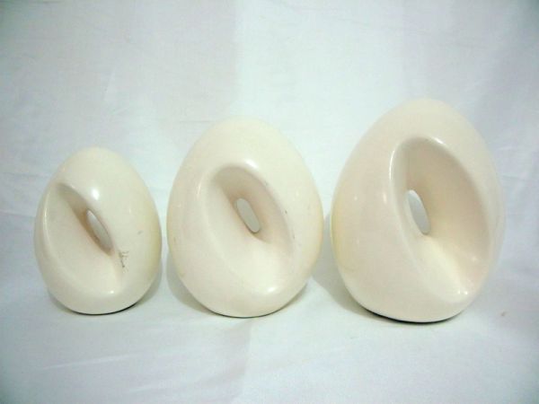 Conjunto de ovinhos vazados branco